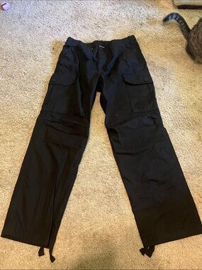 The North Face Black Men's Cargo Pants with Utility Pockets